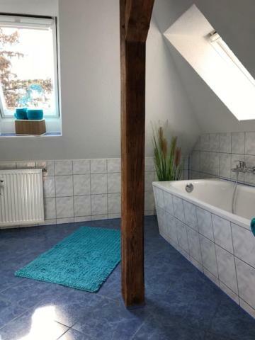 Liebevoll Eingerichtete Ferienwohnung Im Dg Цвенкау Экстерьер фото